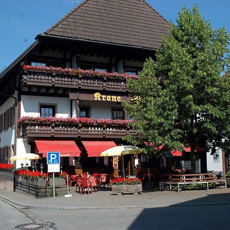 Gasthaus-Krone-Post Simonswald Extérieur photo