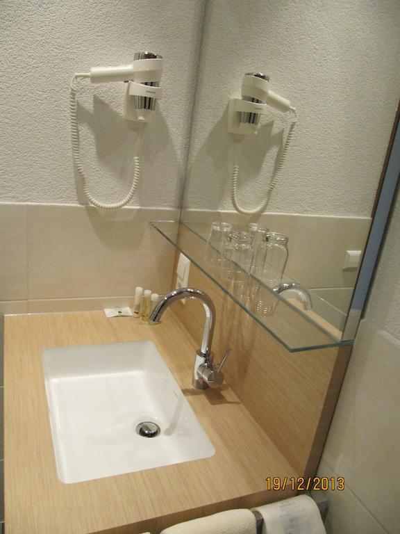 Gasthaus-Krone-Post Simonswald Chambre photo